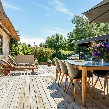 Fausta - 2km From The Sea By Interhome *
